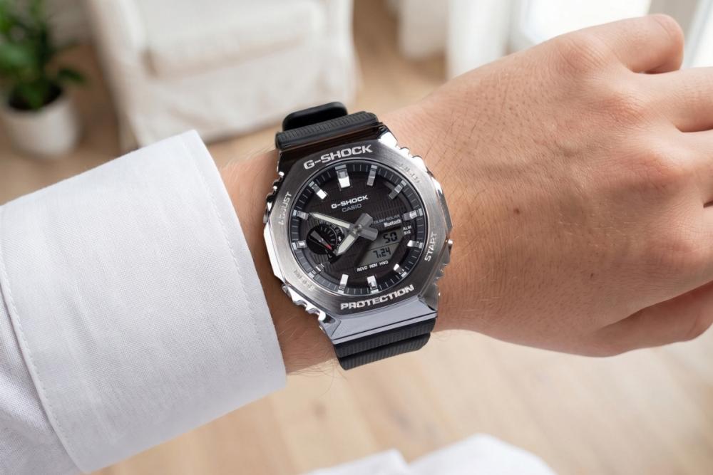 Casio G-SHOCK Octagon Bluetooth Solar GBM-2100-1AER