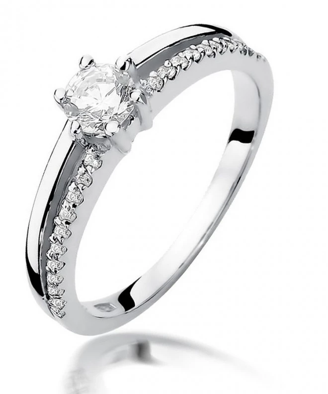 Pierścionek Bonore z białego złota próby 585 z diamentem 0,3 ct 116210