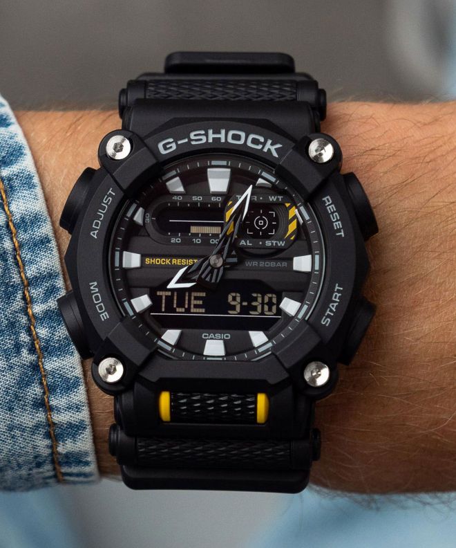 Zegarek Casio G-SHOCK Urban Classic Resin GA-900-1AER