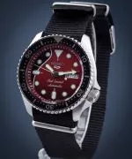 Zegarek męski Seiko 5 Sports Queen Red Special Brian May Automatic Limited Edition SRPE83K1
