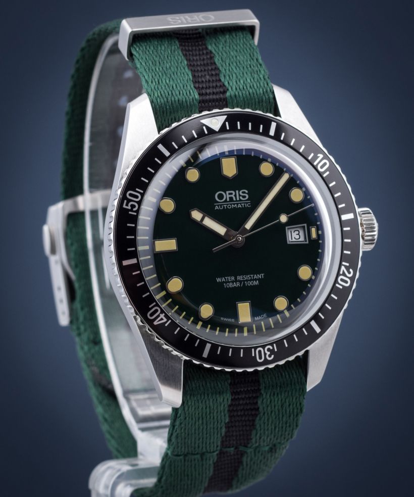 Divers Sixty-Five Automatic 01 733 7720 4057-07 5 21 25FC