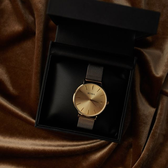 Zegarek BOWA New York Full Gold Mesh 38