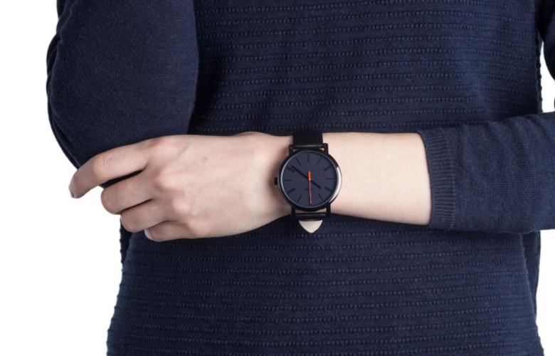 Zegarek Timex T2N794 skórzany pasek na ręku