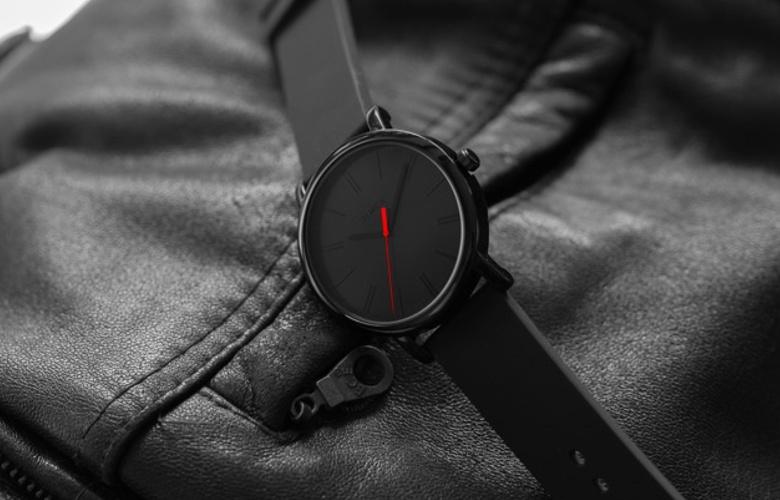 Zegarek Timex T2N794 sk&oacute;rzany pasek na ręku