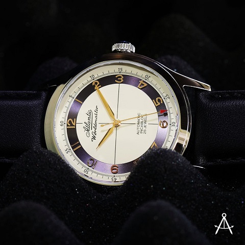 Zegarek z dwutonową tarczą Atlantic The Original Worldmaster
