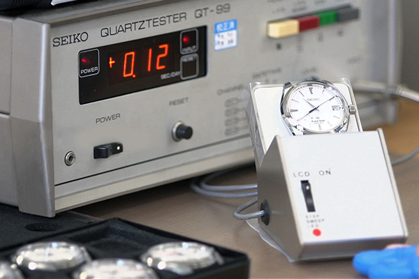 Zegarek Seiko test mechanizm kwarcowy
