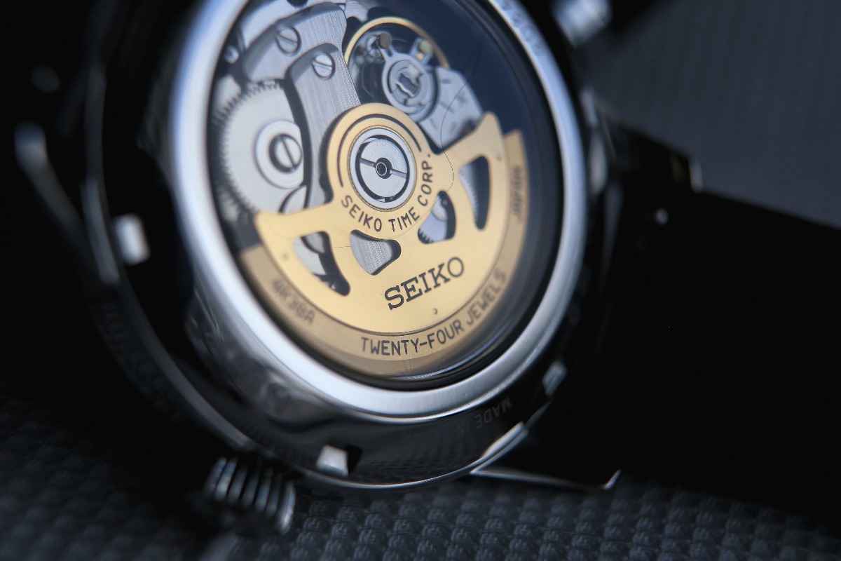 Przewodnik po mechanizmach Seiko kaliber 4R36A zegarek SSA407J1