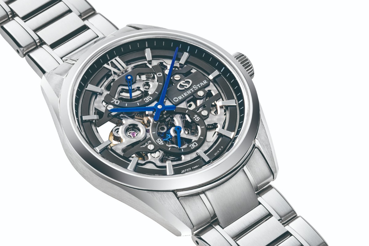 zegarek meski japonskiej marki orient star model re-az0101n na bransolecie