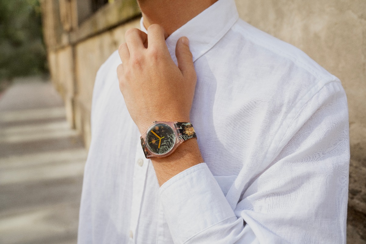 Zegarek jako prezent ślubny na ręku - Swatch Allegoria Della Primavera by Botticelli