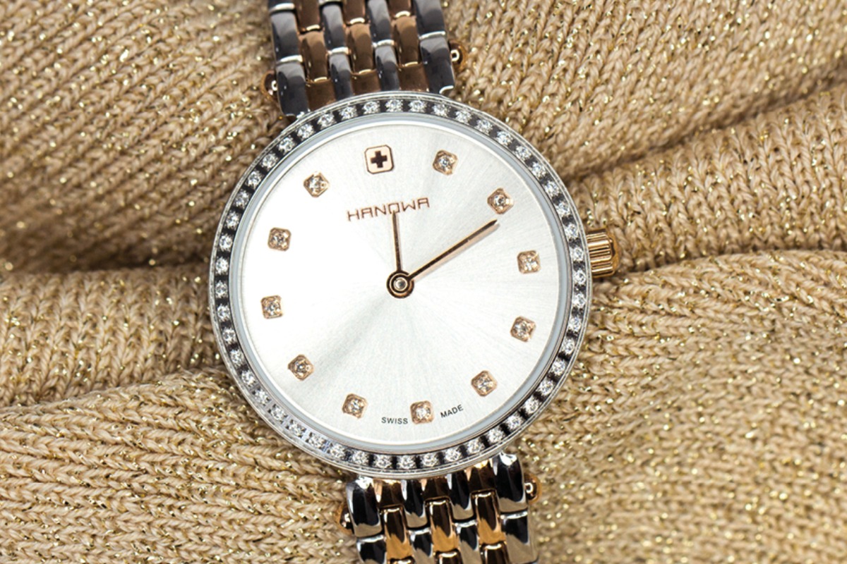 Elegancki zegarek marki Hanowa na bransolecie
