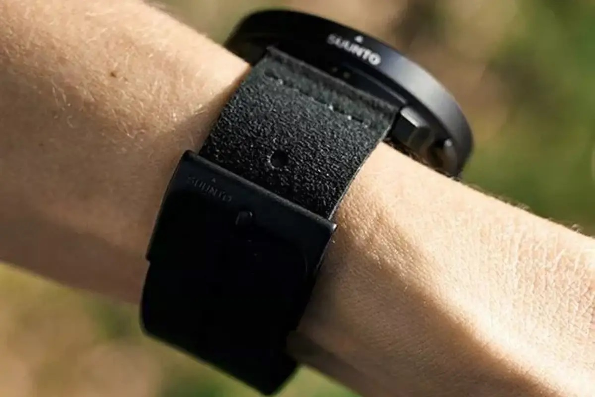 Suunto Urban 5 Stone Gray M 22 mm SS050692000