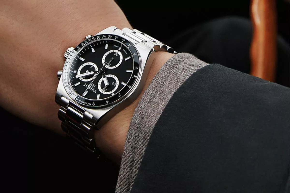 zegarek z ręcznym naciągiem Tissot