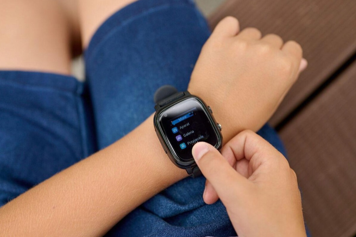Smartwatch dziecięcy Garett Kids Life Max 4G RT