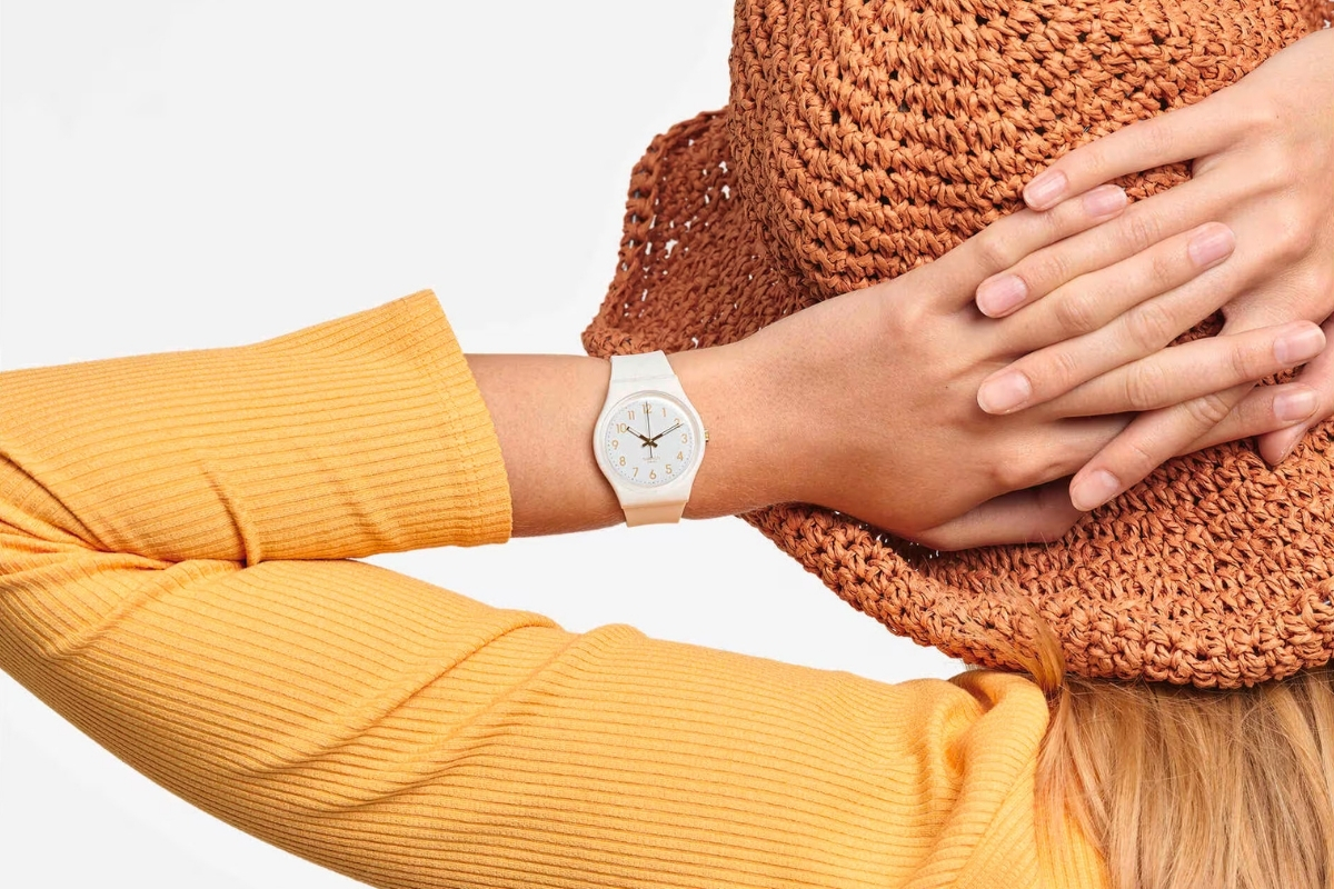 Swatch White Bishop SO28W106-S14