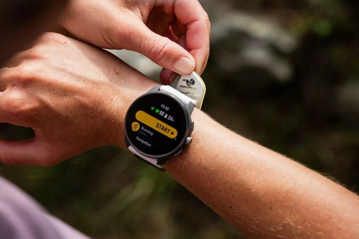 Suunto Race S Titanium Canary SS051105000