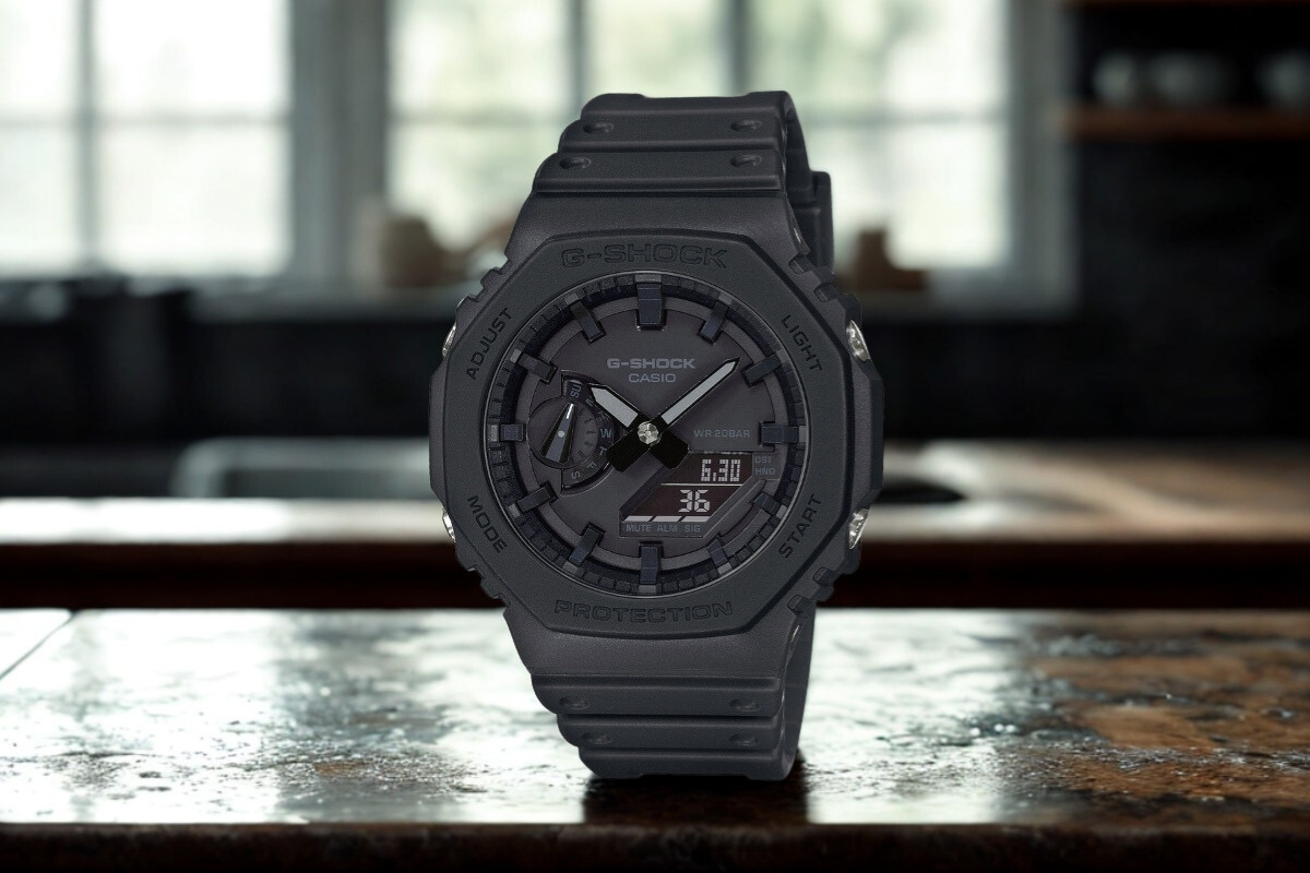 Casio G-SHOCK Original Octagon Carbon GA-2100-1A1ER