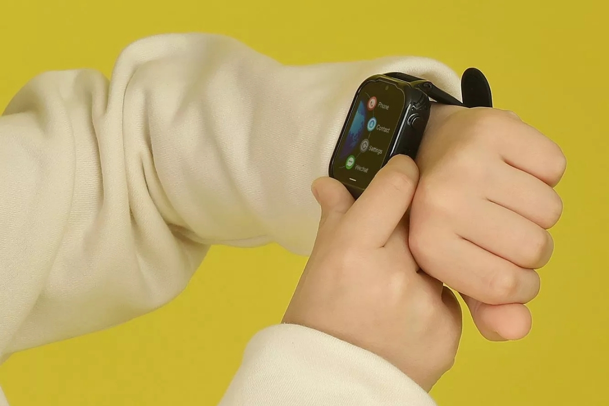 Smartwatch dziecięcy Garett Kids Essa GO