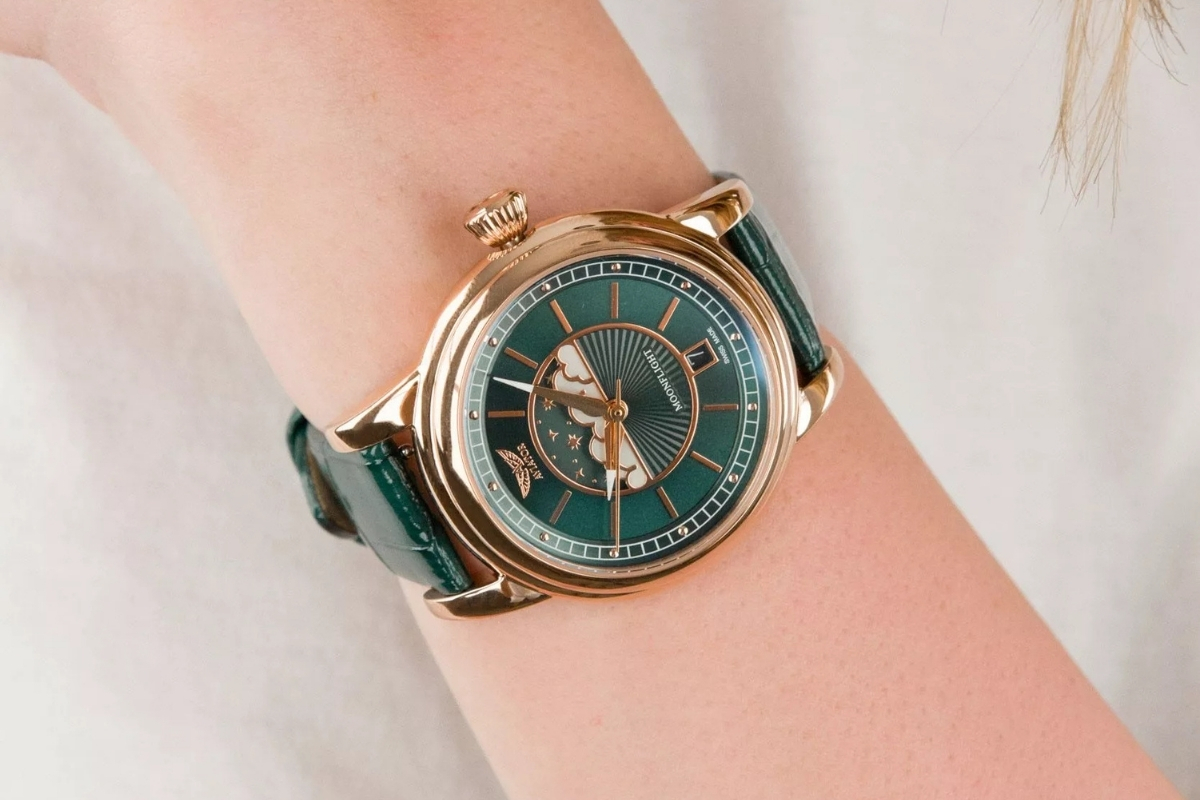 Zegarek damski Aviator Douglas Moonflight