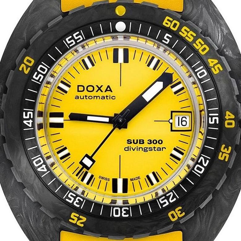 Zegarek Doxa Sub 822.70.361.31 - Tarcza