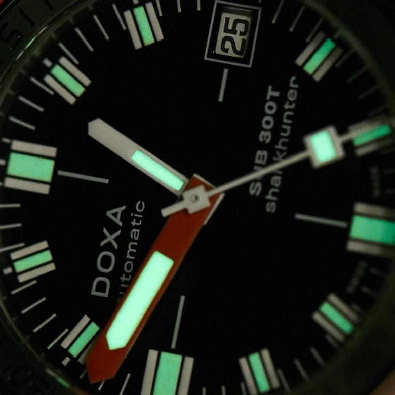 Zegarek Doxa Sub 822.70.101.20 - Super-LumiNova® - Super-LumiNova