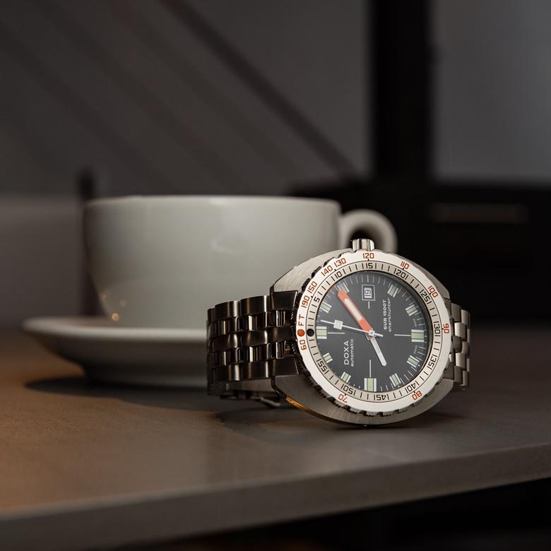 Zegarek Doxa Sub 883.10.241.10 - kolekcja SUB 1500T