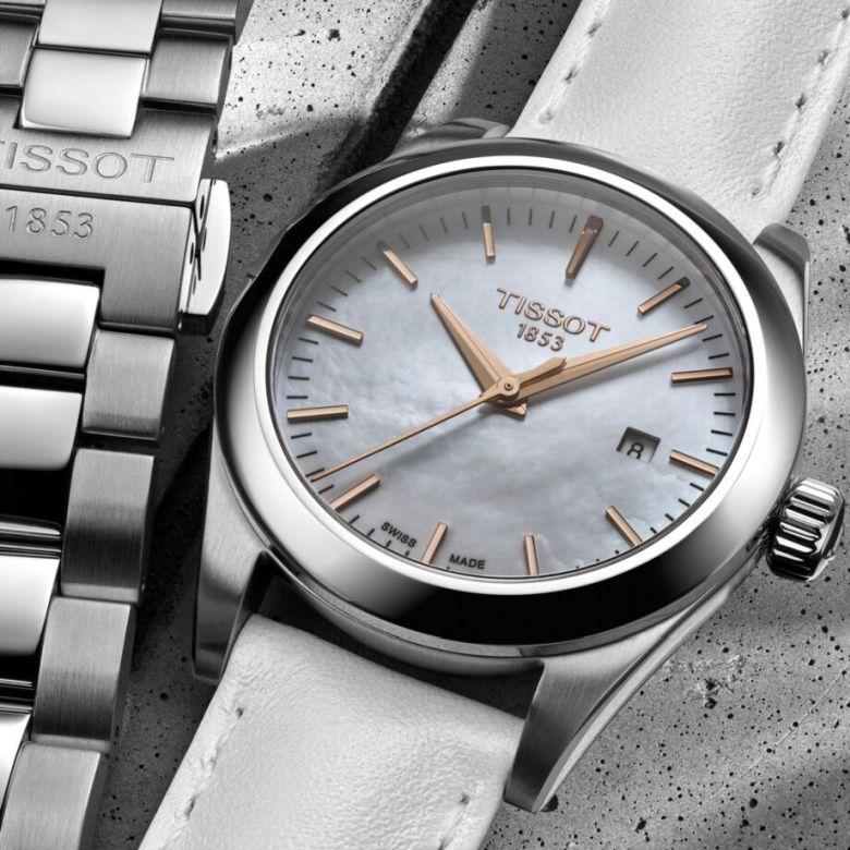 Zegarek Tissot T132.010.11.111.00 - masa perłowa